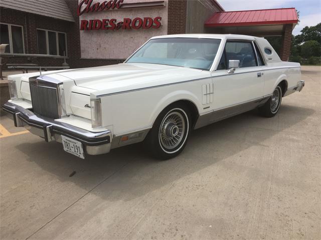 1983 Lincoln Continental (CC-1104606) for sale in Annandale, Minnesota