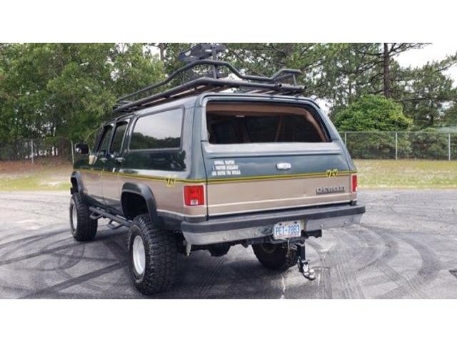 1989 Chevrolet Suburban (CC-1105402) for sale in Hope Mills, North Carolina