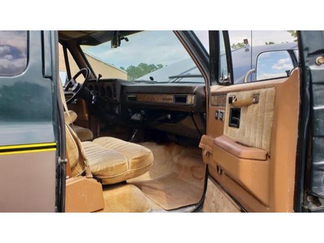 1989 Chevrolet Suburban (CC-1105402) for sale in Hope Mills, North Carolina