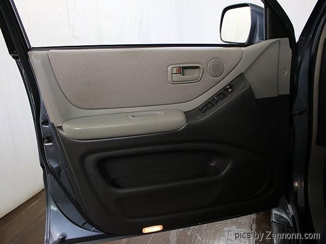 2004 Toyota Highlander (CC-1106442) for sale in Addison, Illinois