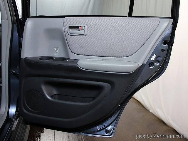 2004 Toyota Highlander (CC-1106442) for sale in Addison, Illinois