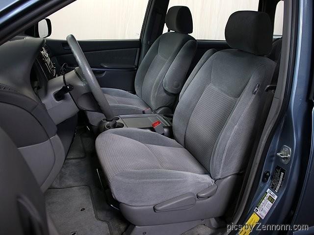 2008 Toyota Sienna (CC-1106497) for sale in Addison, Illinois
