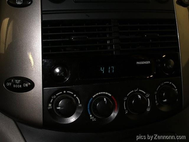2008 Toyota Sienna (CC-1106497) for sale in Addison, Illinois