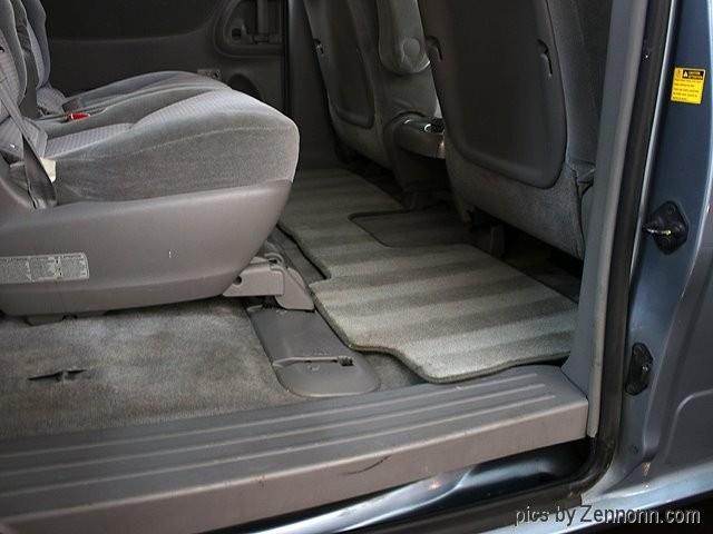 2008 Toyota Sienna (CC-1106497) for sale in Addison, Illinois