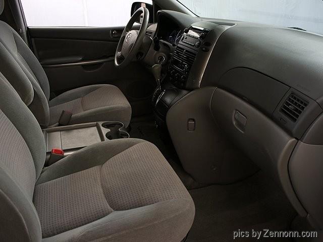 2008 Toyota Sienna (CC-1106497) for sale in Addison, Illinois
