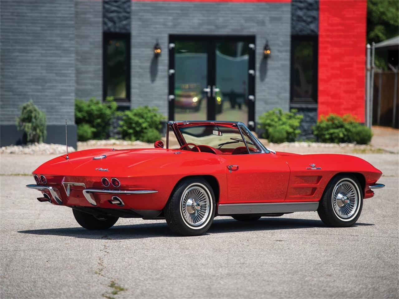 Chevrolet Corvette c2 1963 салон