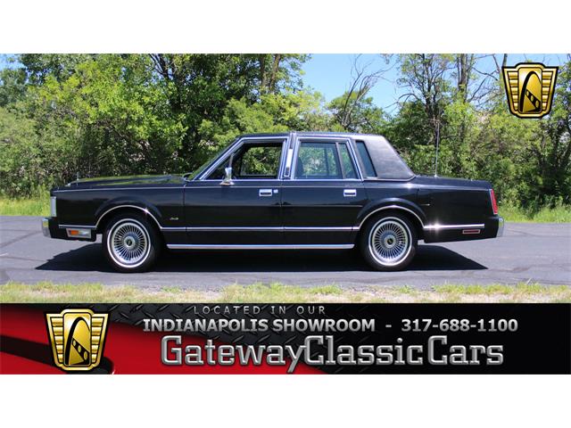 1988 Lincoln Town Car (CC-1108834) for sale in Indianapolis, Indiana