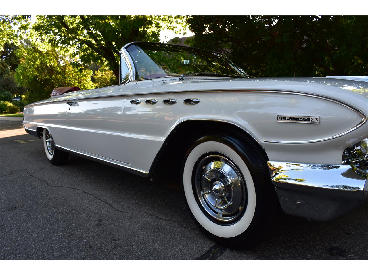 1961 Buick Electra 225 for Sale | ClassicCars.com | CC-1109141