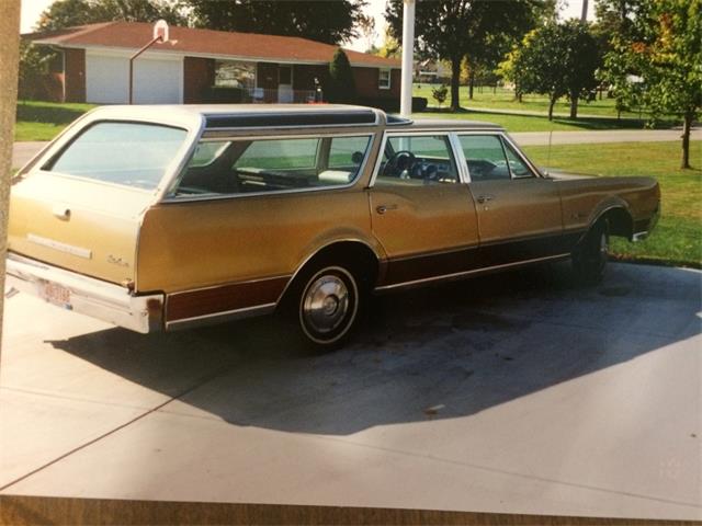 1967 Oldsmobile Vista Cruiser (CC-1109705) for sale in Lapel, Indiana