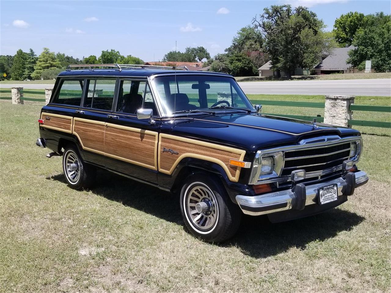 1991 Jeep Grand Wagoneer for Sale CC1111668