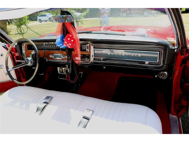 1966 Pontiac Bonneville (CC-1110034) for sale in Lapeer, Michigan