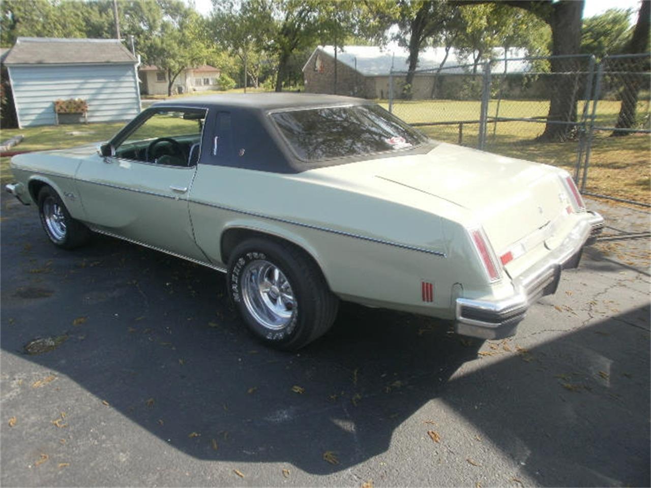 1974 cutlass outlet salon