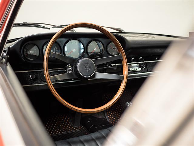 1968 porsche 911 interior