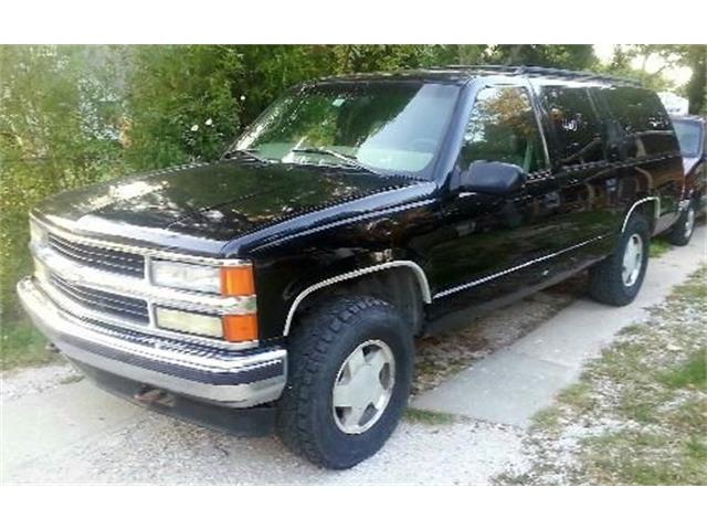 1997 Chevrolet Suburban (CC-1125269) for sale in Cadillac, Michigan