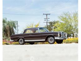 1965 Mercedes-Benz 250SE (CC-1130124) for sale in Pacific Grove, California