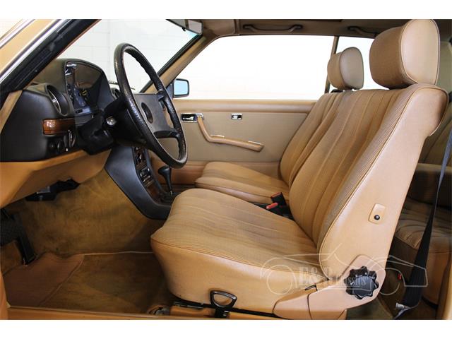 1984 Mercedes-Benz 230 (CC-1131585) for sale in Waalwijk, Noord-Brabant