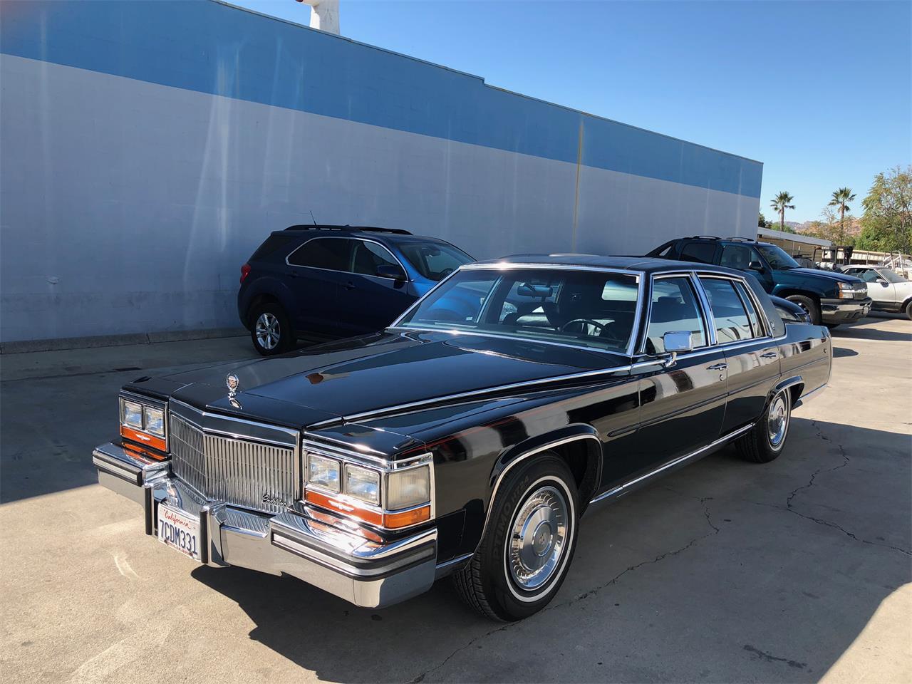 Cadillac brougham 1989