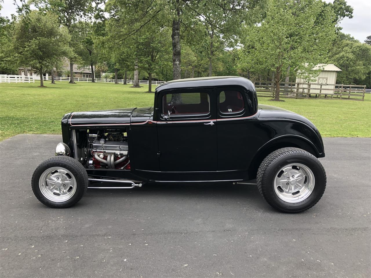 1932 Ford Coupe Black