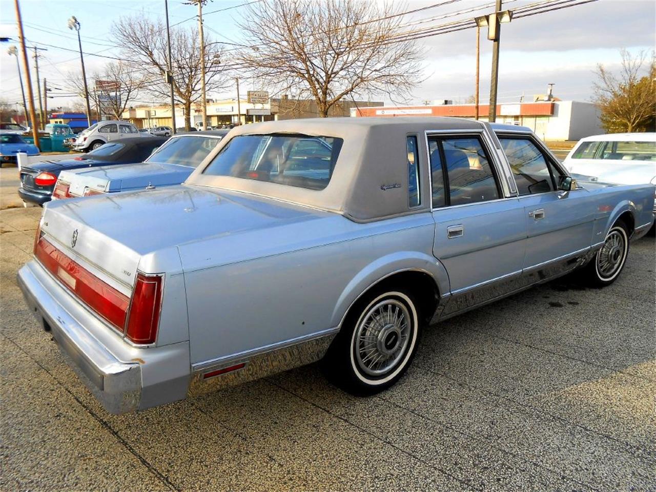 Lincoln town car 1987