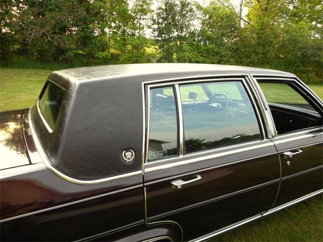 1987 Cadillac Fleetwood Brougham (CC-1136176) for sale in Stratford, New Jersey