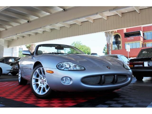 2002 Jaguar XKR (CC-1136358) for sale in Sherman Oaks, California