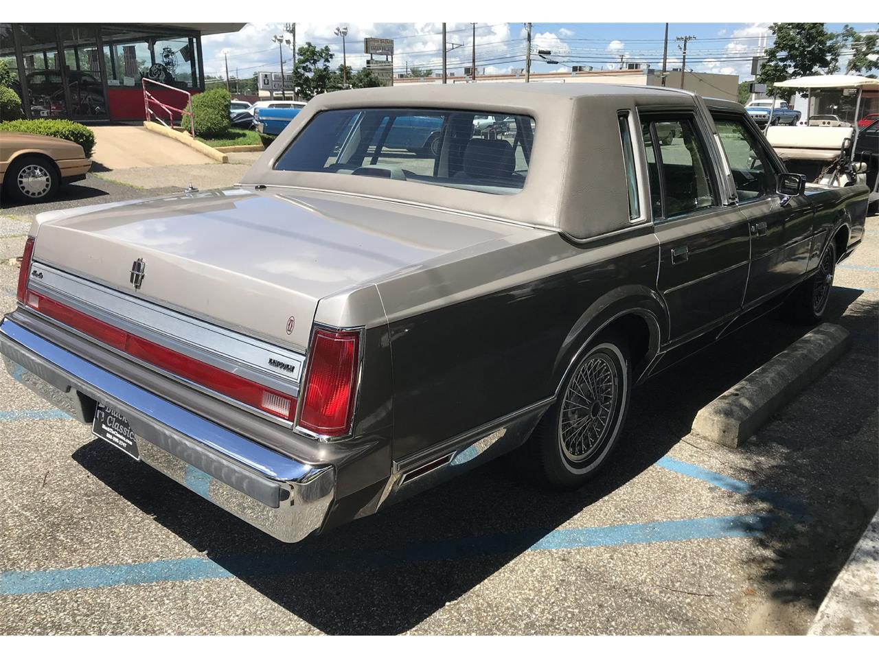 1988 Lincoln Town Car Blue Book Value