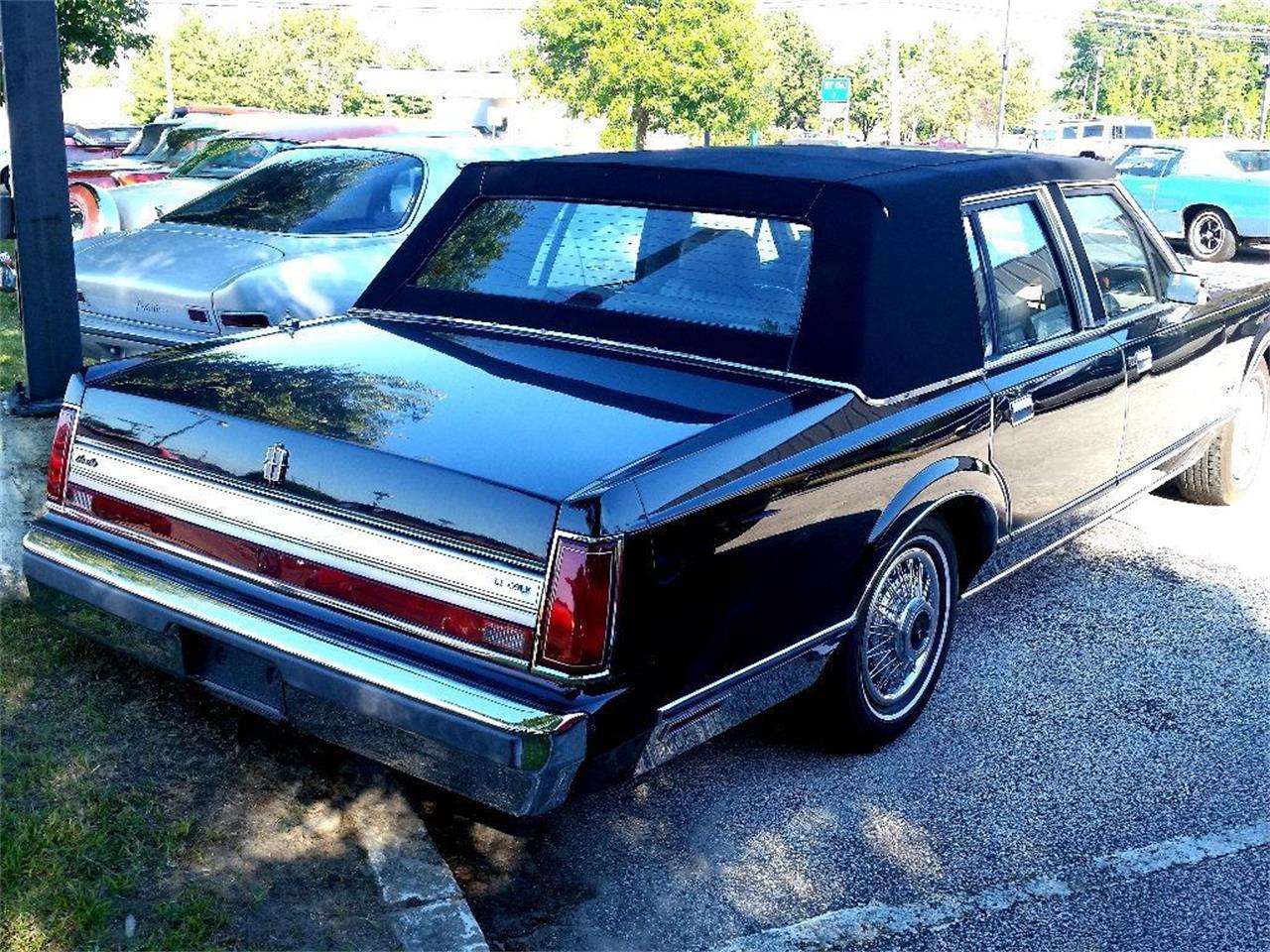 Lincoln town car 1987