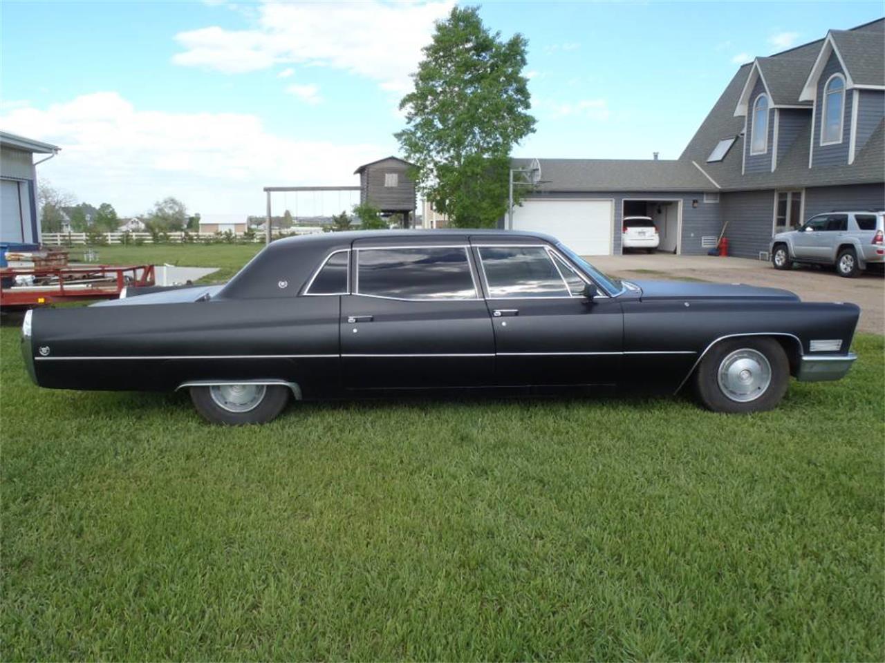 Cadillac Fleetwood Brougham 1957