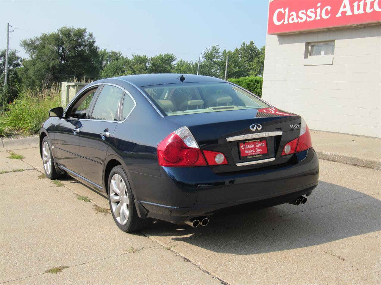 Infiniti m35 Night