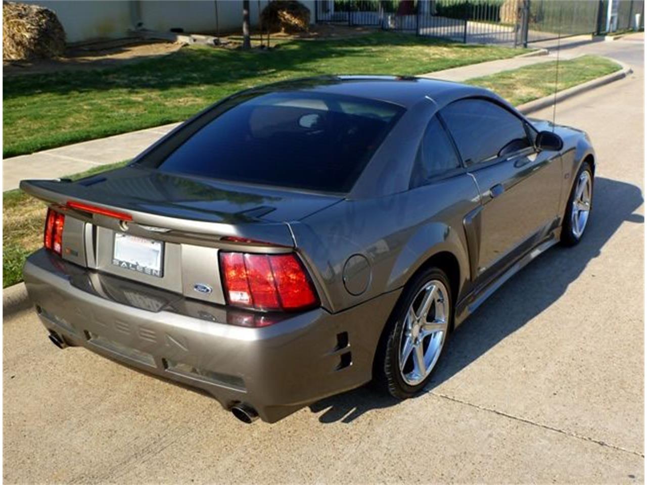 Ford mustang 2002