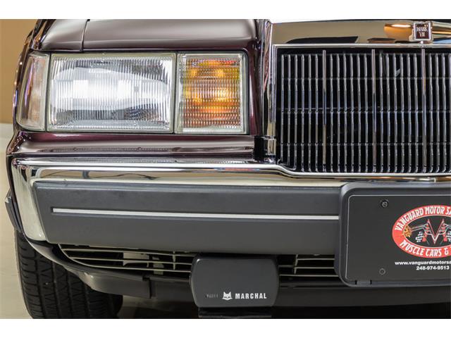 1988 Lincoln Continental (CC-1141348) for sale in Plymouth, Michigan