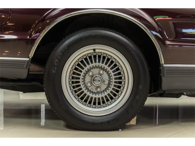1988 Lincoln Continental (CC-1141348) for sale in Plymouth, Michigan