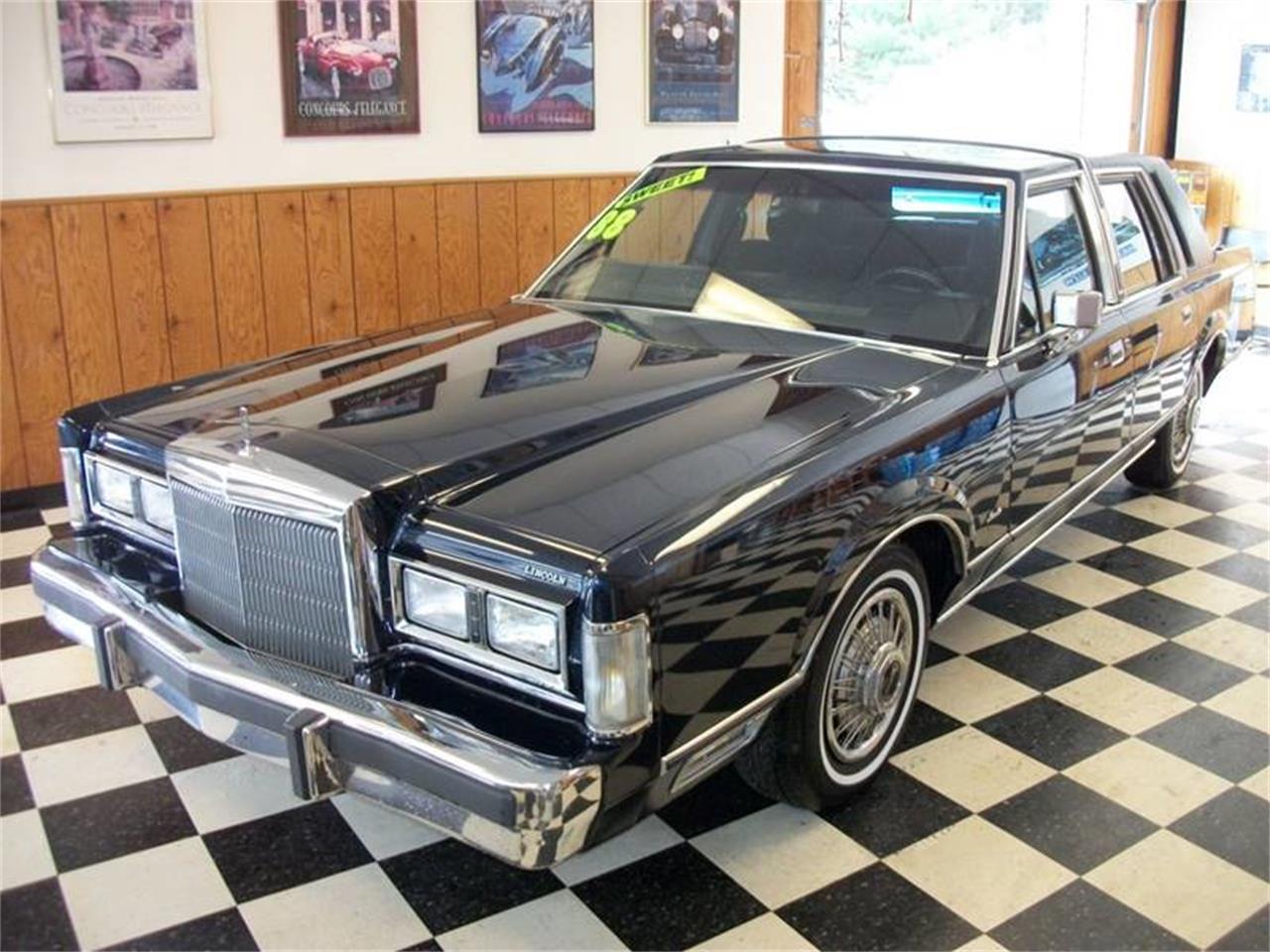 1988 Lincoln Town Car for Sale CC1141878