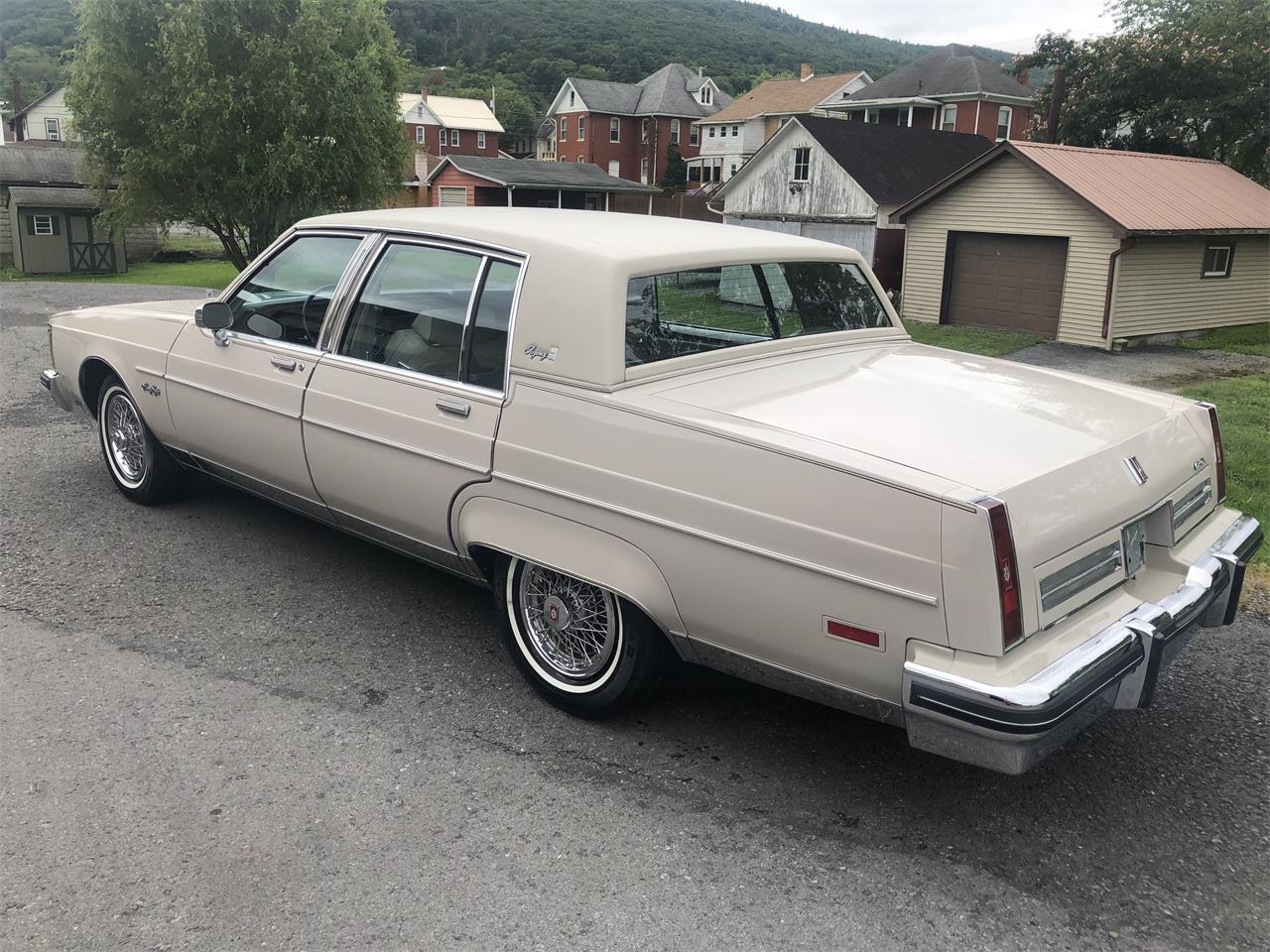 Oldsmobile 98 regency