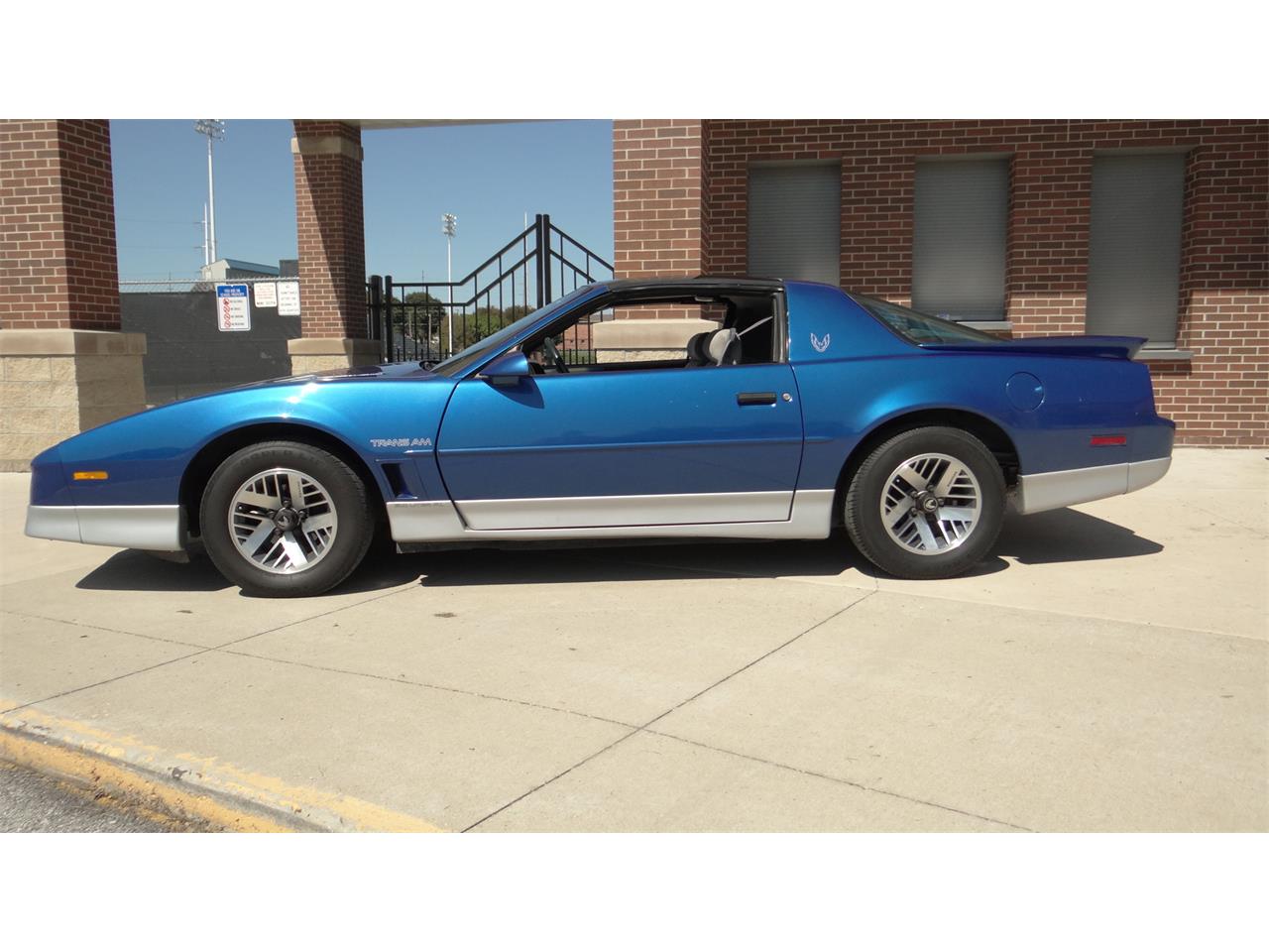 Pontiac firebird 1989