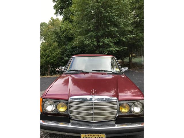 1985 Mercedes-Benz 300D (CC-1149042) for sale in FARMINGDALE , New Jersey