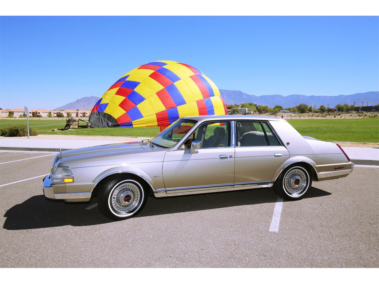 Lincoln continental 1987