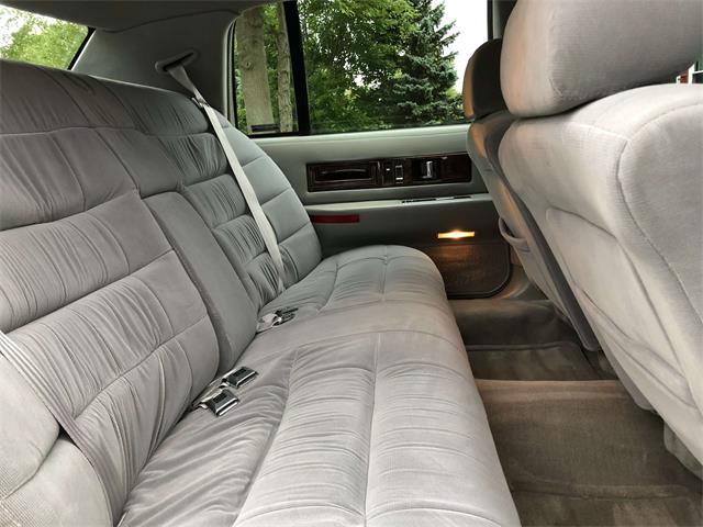 1993 Cadillac Fleetwood (CC-1152675) for sale in North Royalton, Ohio