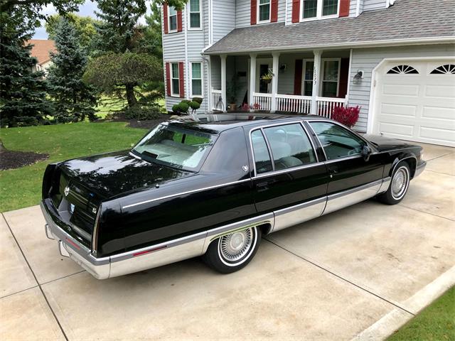 1993 Cadillac Fleetwood (CC-1152675) for sale in North Royalton, Ohio