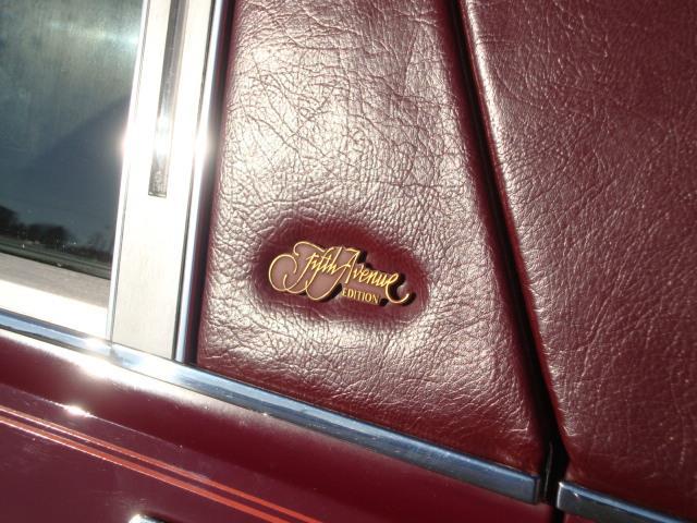 1987 Chrysler Fifth Avenue (CC-1153887) for sale in Milbank, South Dakota