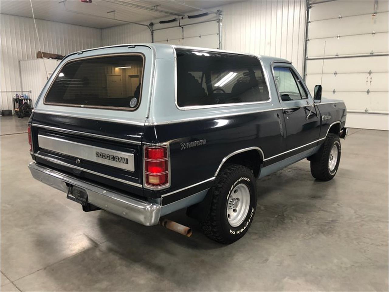 Dodge ramcharger 1983