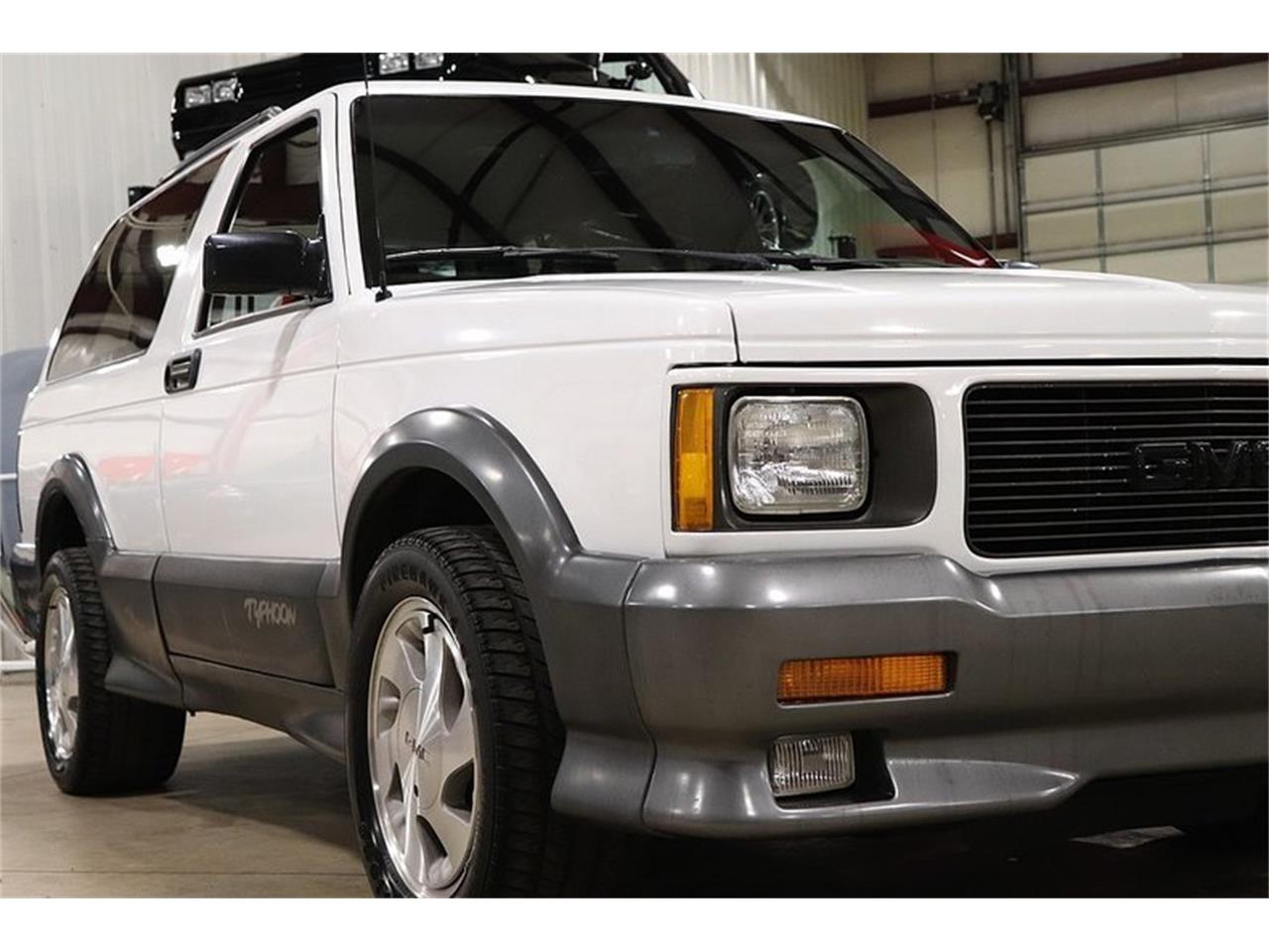 1992 gmc typhoon