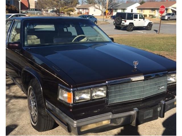 1986 Cadillac Fleetwood Brougham d'Elegance (CC-1157364) for sale in Smyrna, Delaware