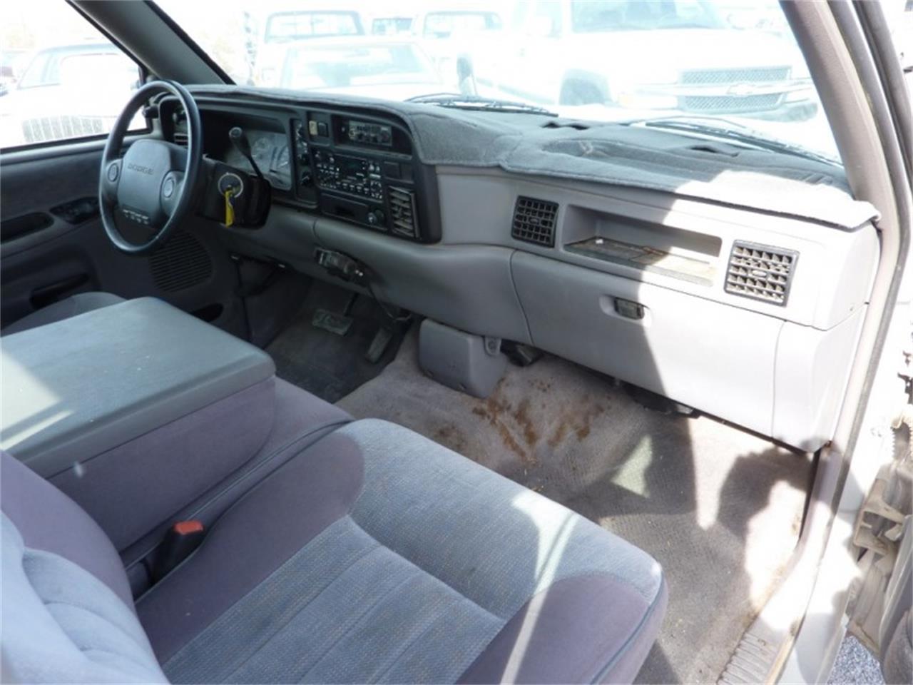 1995 dodge ram interior