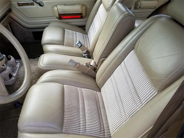 1989 Jeep Grand Wagoneer (CC-1158039) for sale in Kerrvile, Texas