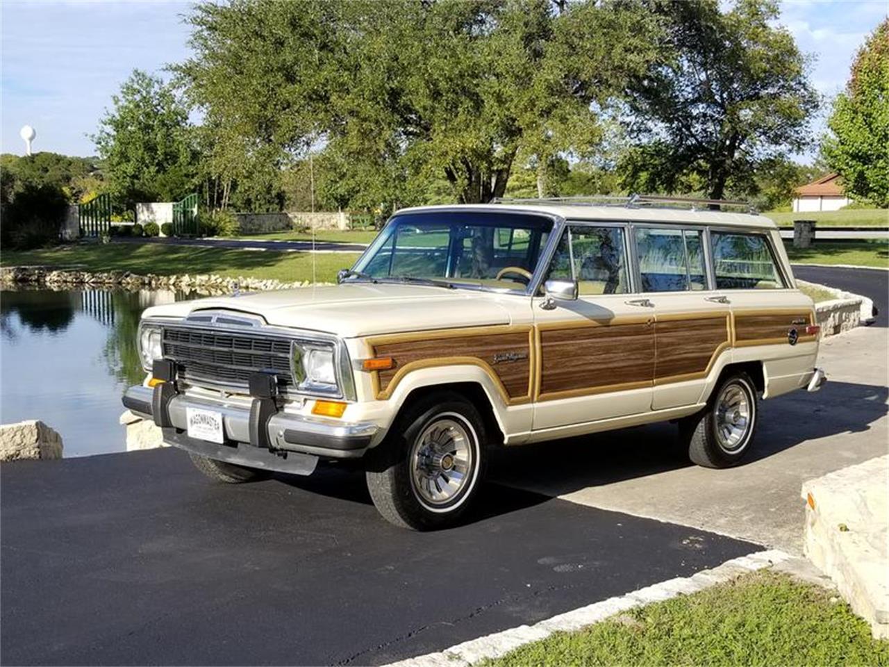 1984 Jeep Grand Wagoneer