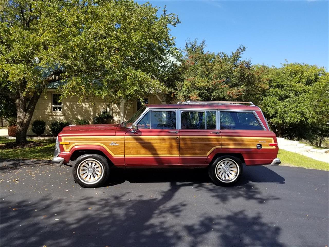 Jeep grand wagoneer 1986