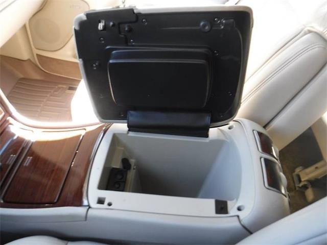 2002 Cadillac Escalade (CC-1161900) for sale in Thousand Oaks, California