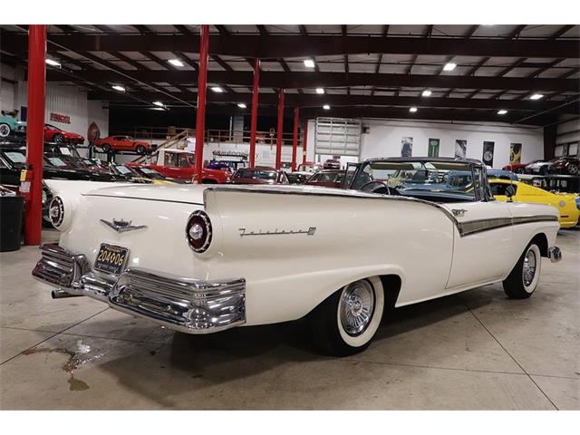1957 Ford Skyliner (CC-1163351) for sale in Kentwood, Michigan