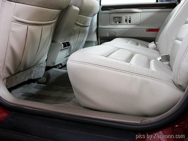 1995 Cadillac DeVille (CC-1163824) for sale in Addison, Illinois